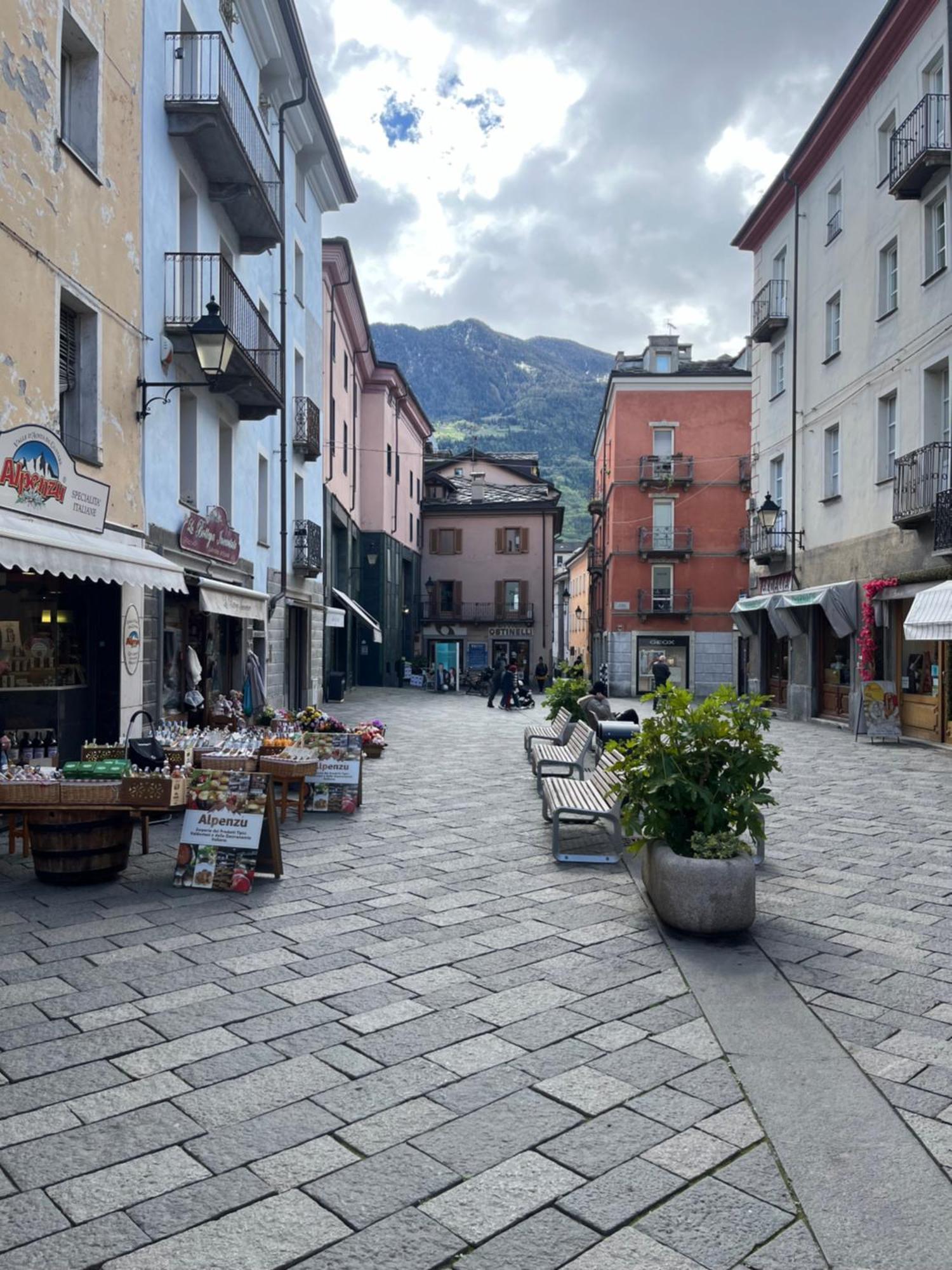 Game,Set And Love -Loft Nel Cuore Di Aosta Esterno foto